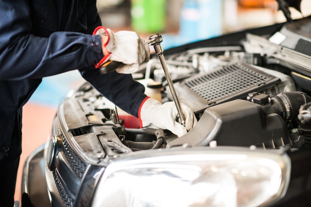 Auto reparieren Mängel erkennen