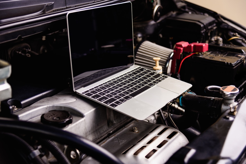 Lire une voiture avec une application de diagnostic pour téléphone portable