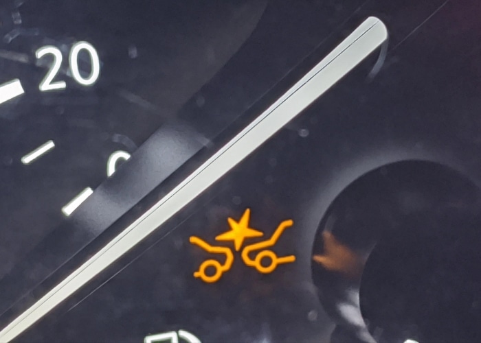 Forward Collision Warning Indicator