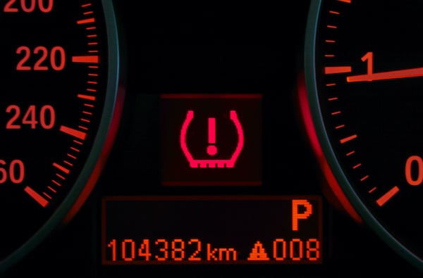 Tire pressure warning light